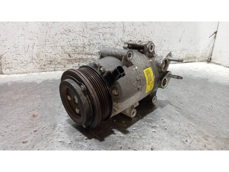 Recambio de compresor aire acondicionado para ford fiesta (ccn) trend referencia OEM IAM AV1119D629AC  