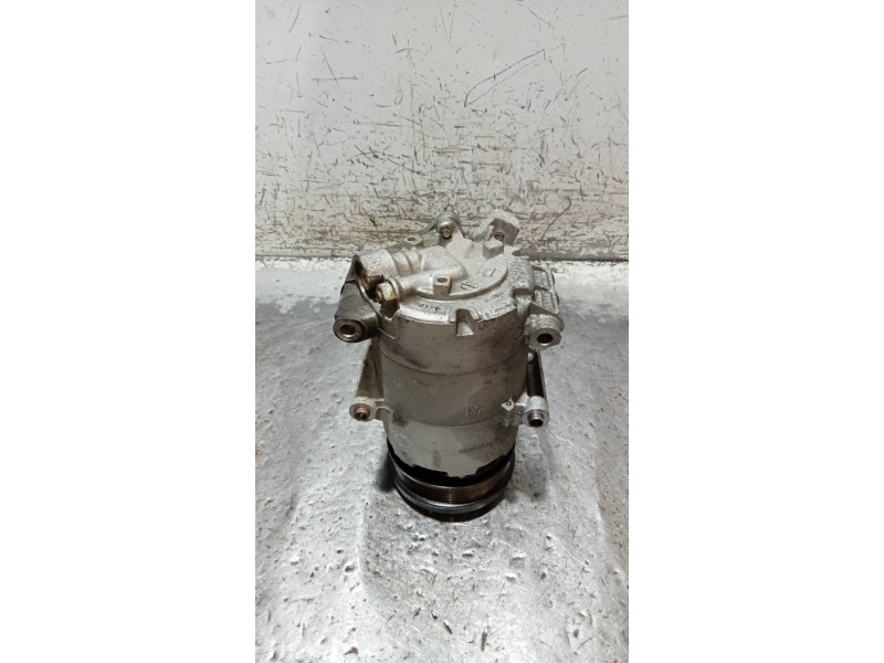 Recambio de compresor aire acondicionado para ford fiesta (ccn) trend referencia OEM IAM AV1119D629AC  