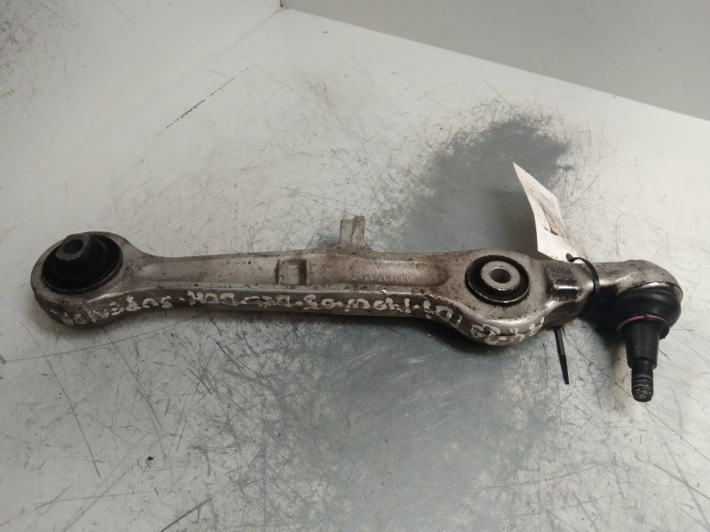 Recambio de brazo suspension inferior delantero derecho para audi a4 berlina (8e) 2.0 tdi referencia OEM IAM 8E0407155E  