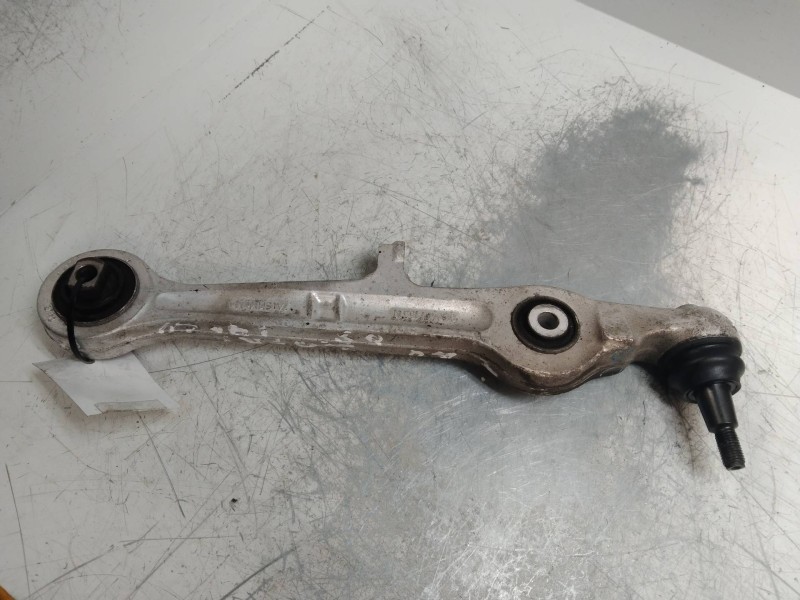 Recambio de brazo suspension inferior delantero izquierdo para audi a4 berlina (8e) 2.0 tdi 16v (103kw) referencia OEM IAM 8E040