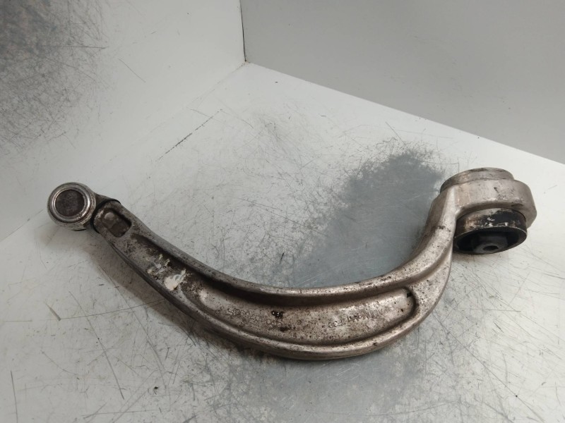 Recambio de brazo suspension inferior delantero derecho para audi a4 ber. (b8) s line sportpaket / plus referencia OEM IAM 8K040