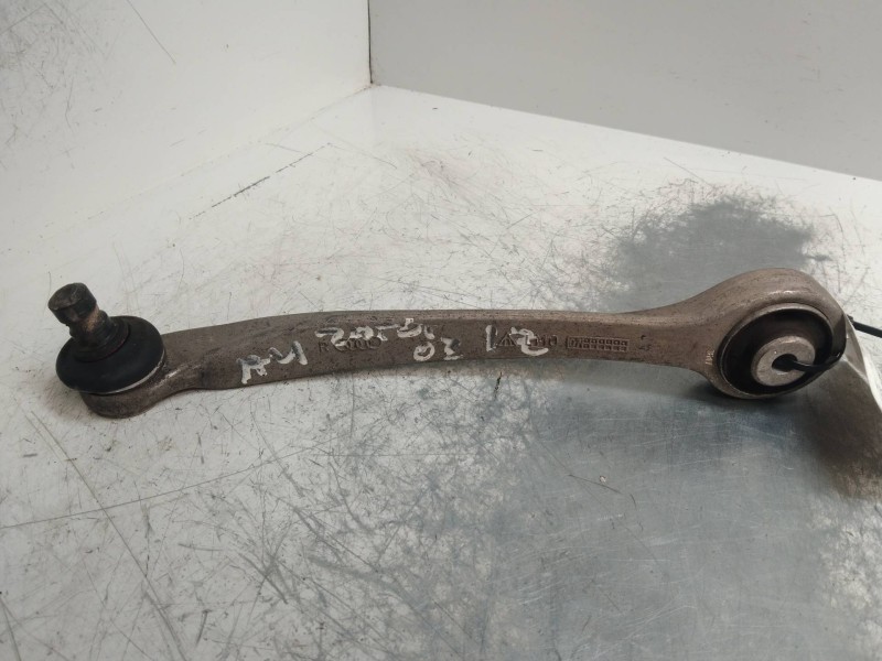 Recambio de tirante delantero izquierdo para audi a4 avant (8e) 2.0 tdi referencia OEM IAM   
