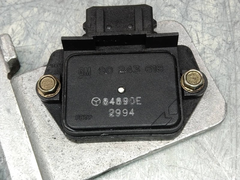 Recambio de bobina encendido para opel corsa b swing referencia OEM IAM 90243618 84890E 