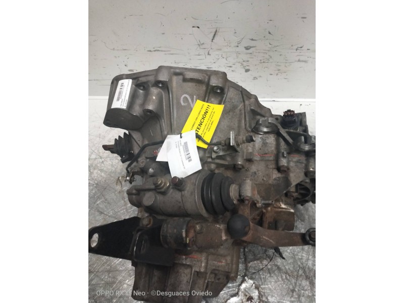 Recambio de caja cambios para toyota avensis berlina (t 22) 2.0 turbodiesel cat referencia OEM IAM 90103181  