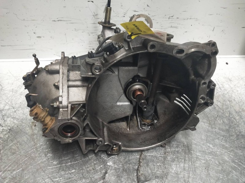 Recambio de caja cambios para peugeot 605 2.1 turbodiesel referencia OEM IAM 20GM35 0195603 