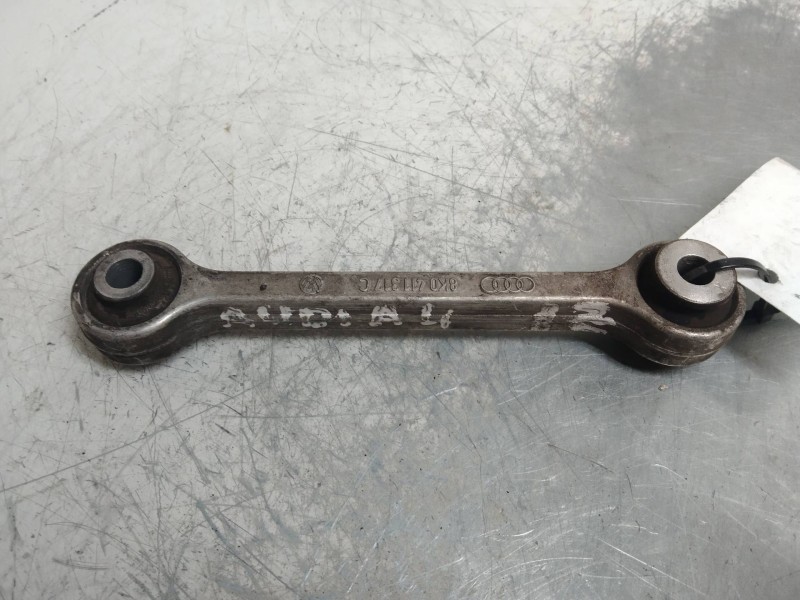 Recambio de tirante delantero izquierdo para audi a4 ber. (b8) básico referencia OEM IAM 8K0411317C  