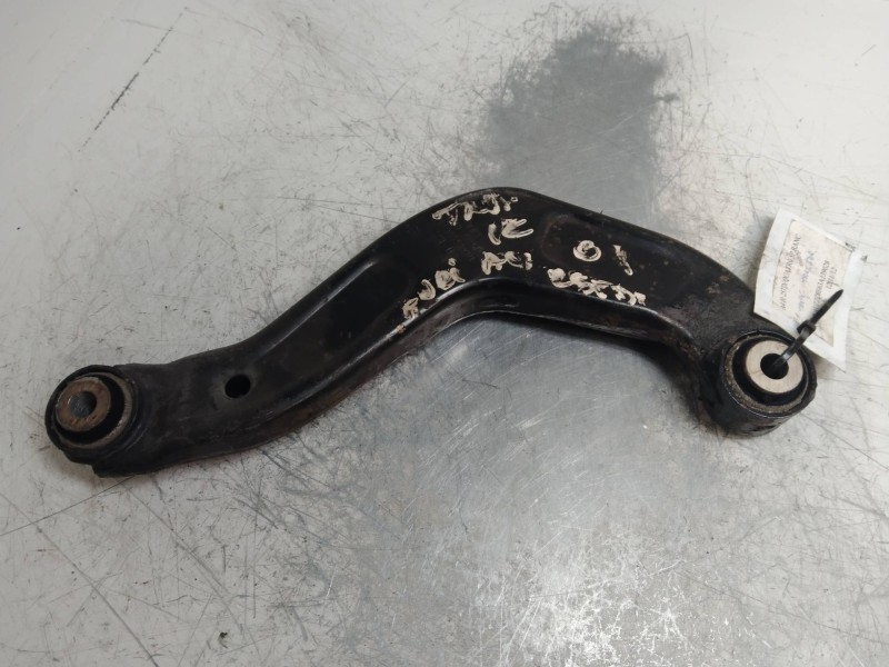 Recambio de tirante trasero izquierdo para audi rs4 avant (b5) referencia OEM IAM   
