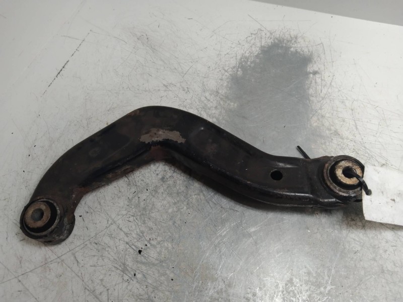 Recambio de tirante trasero derecho para audi a4 berlina (8e) 2.5 v6 24v tdi cat (aym) referencia OEM IAM   