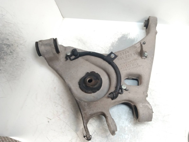 Recambio de brazo suspension inferior trasero izquierdo para audi a4 berlina (8e) 2.5 v6 24v tdi referencia OEM IAM 03426231  