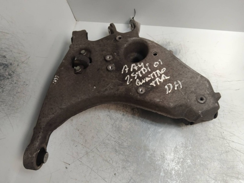 Recambio de brazo suspension inferior trasero derecho para audi rs4 avant (b5) referencia OEM IAM 03426331  