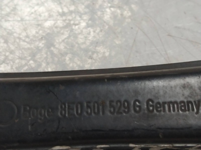 Recambio de tirante trasero derecho para audi a4 berlina (8e) 2.5 v6 24v tdi referencia OEM IAM 8E0501529G  