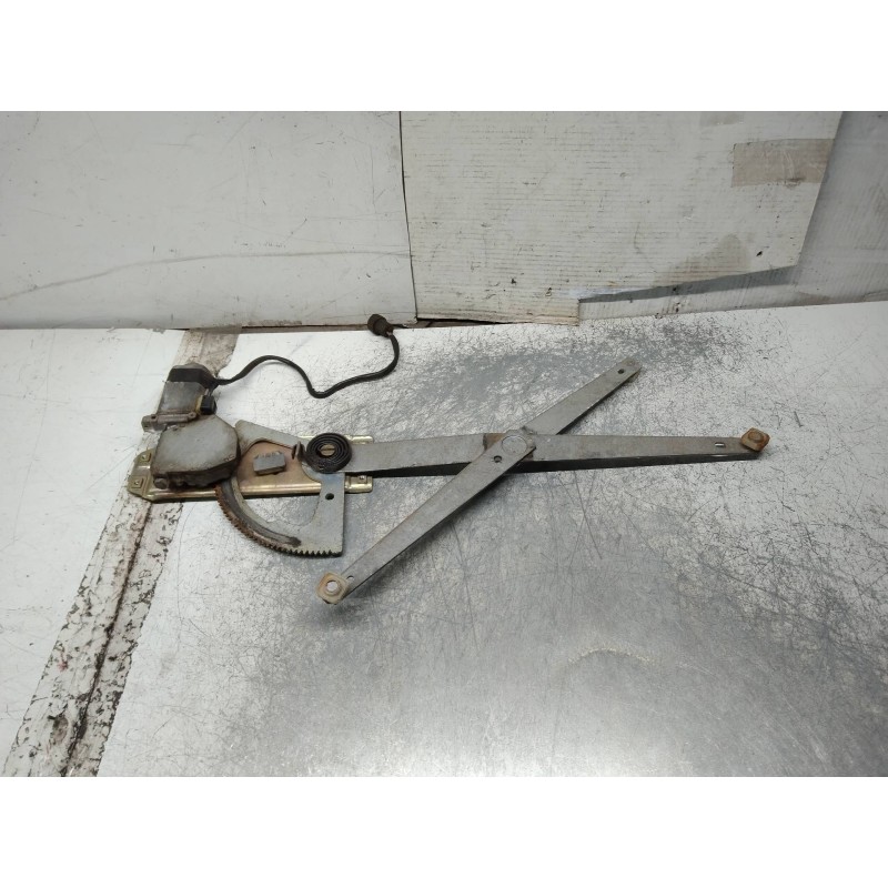 Recambio de elevalunas delantero izquierdo para land rover range rover vogue turbo diesel referencia OEM IAM 0130821083 68016788