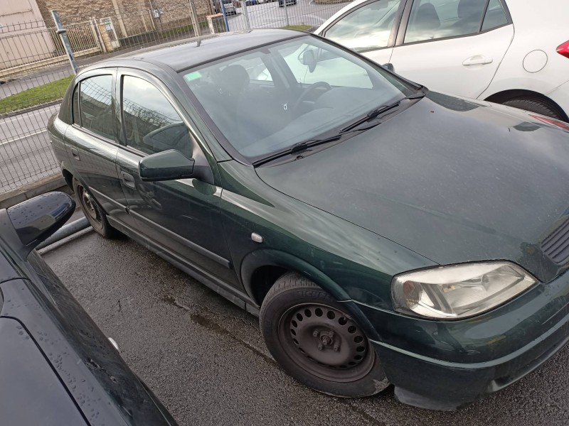 opel astra g berlina del año 2002