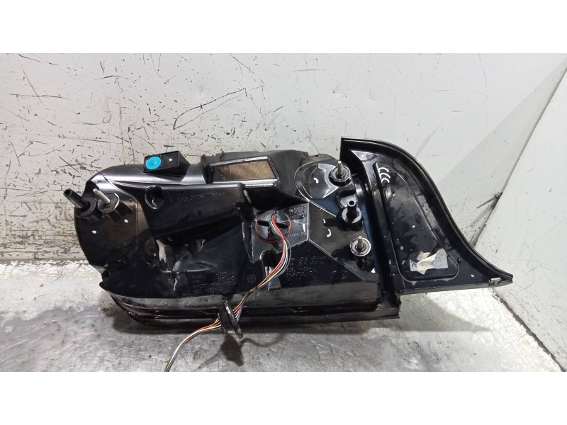 Recambio de piloto trasero derecho para ford mustang basis referencia OEM IAM   