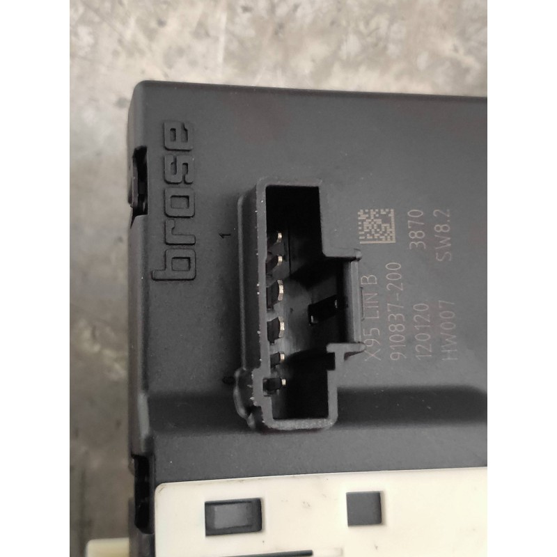 Recambio de elevalunas trasero derecho para renault megane iii berlina 5 p style referencia OEM IAM 827306548R 966863200 9168292