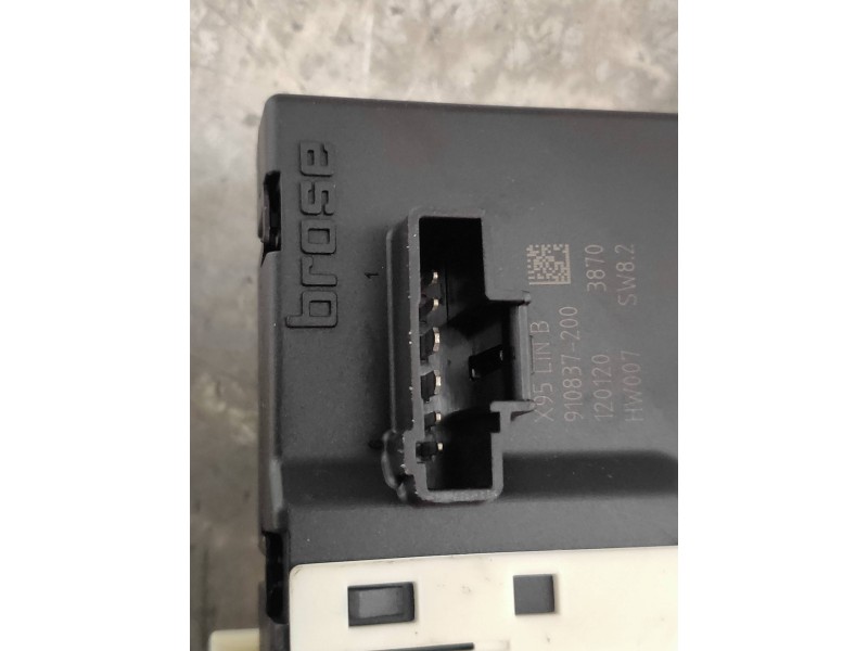 Recambio de elevalunas trasero derecho para renault megane iii berlina 5 p style referencia OEM IAM 827306548R 966863200 9168292
