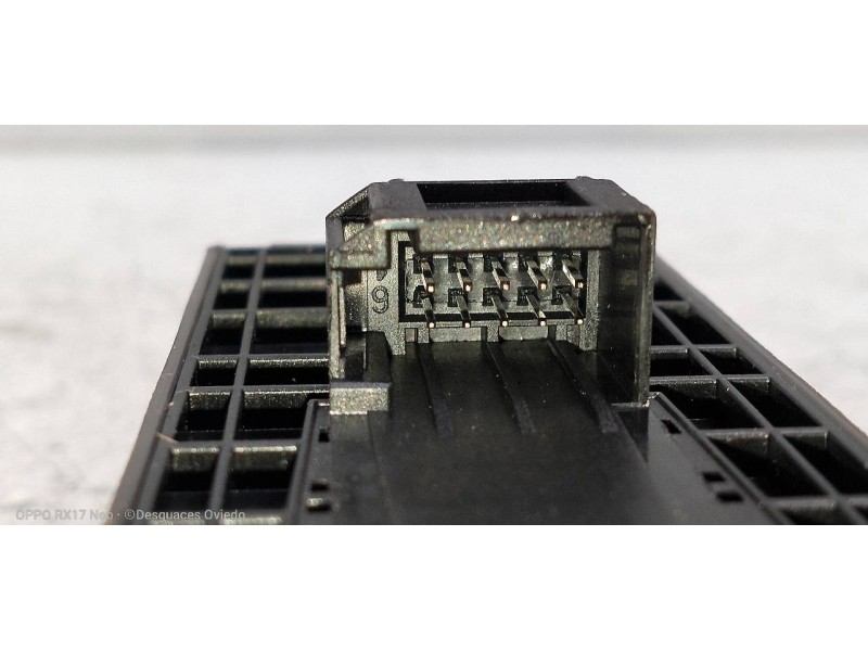 Recambio de mando elevalunas delantero izquierdo para audi a1 sportback (8xa) ambition referencia OEM IAM 8X0959851  