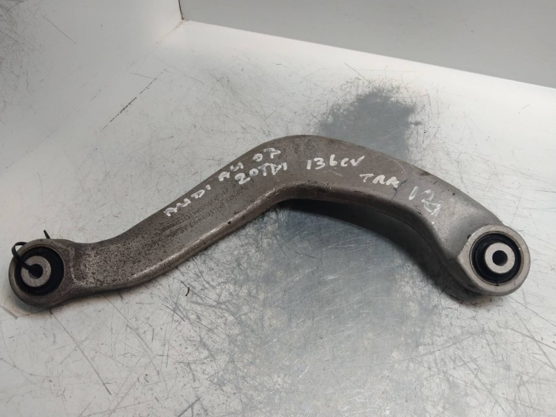 Recambio de tirante trasero izquierdo para audi a4 ber. (b8) e referencia OEM IAM 8K0505323H  