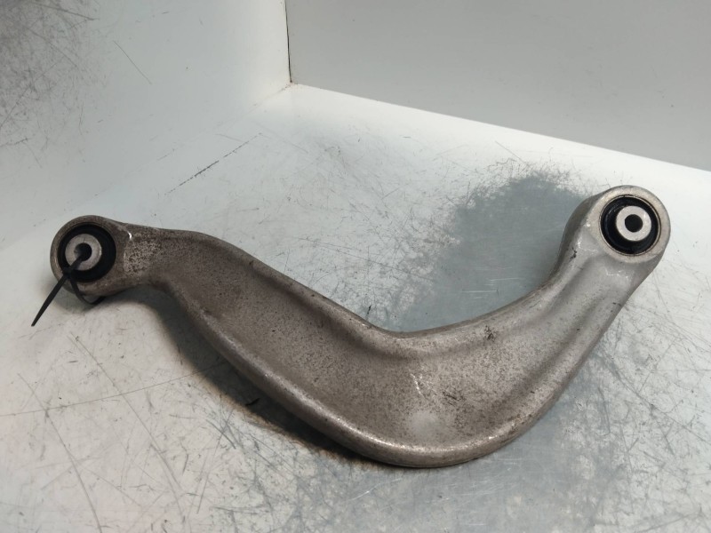 Recambio de tirante trasero izquierdo para audi a4 ber. (b8) e referencia OEM IAM 8K0505323H  