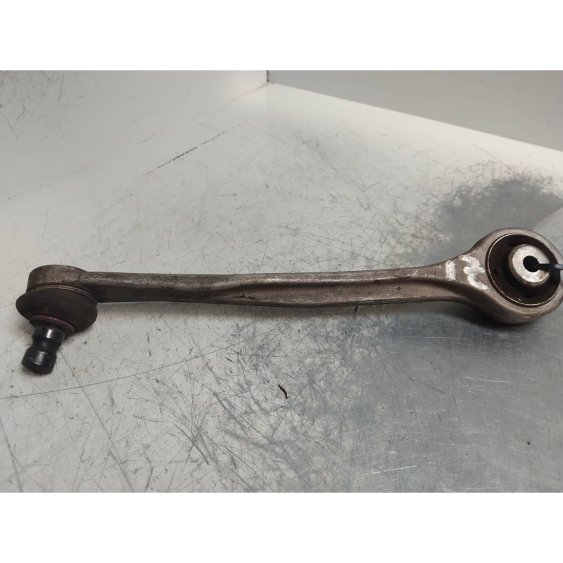 Recambio de brazo suspension superior delantero izquierdo para audi a4 ber. (b8) básico referencia OEM IAM   
