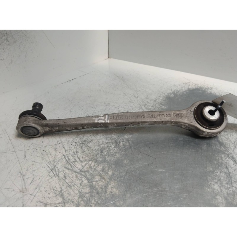 Recambio de brazo suspension superior delantero izquierdo para audi a4 avant (8k5) (2008) básico referencia OEM IAM   