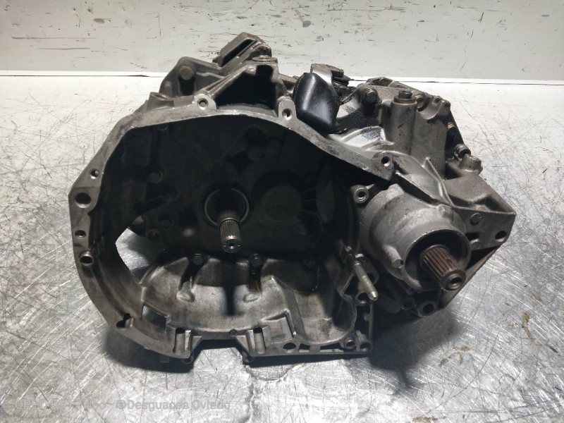 Recambio de caja cambios para renault 5 (b/c40) 1.1 referencia OEM IAM JB0029 S035187 