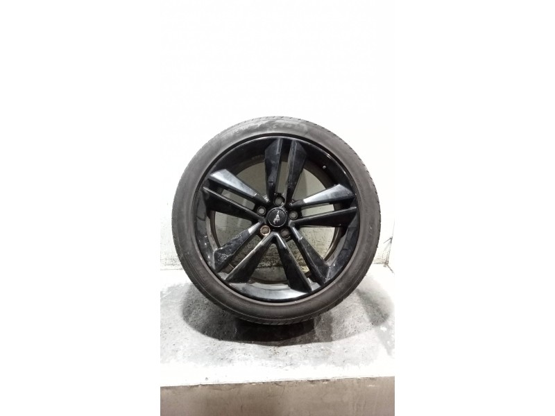 Recambio de juego llantas para ford mustang basis referencia OEM IAM  CUBIERTAS 255/40/19