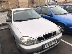 daewoo lanos del año 2002