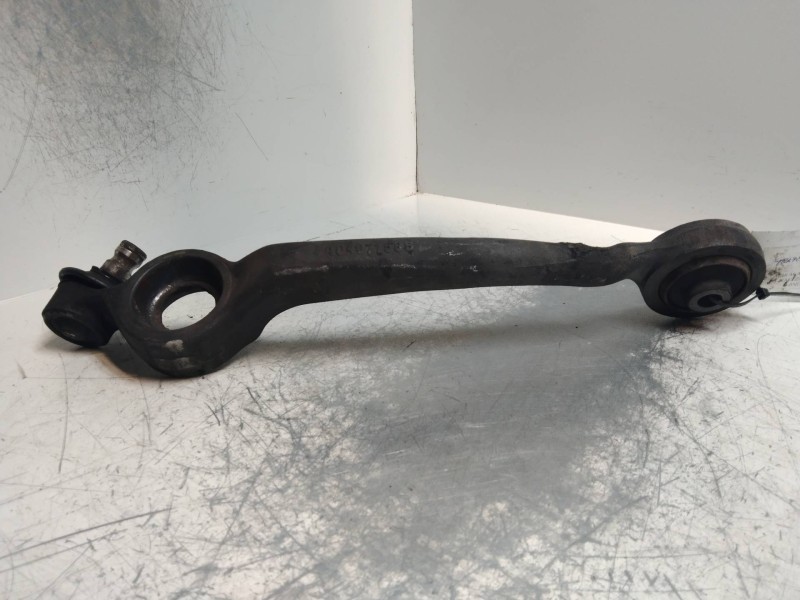 Recambio de brazo suspension inferior delantero derecho para audi a6 berlina (c4) 2.8 referencia OEM IAM 4A0407158B  