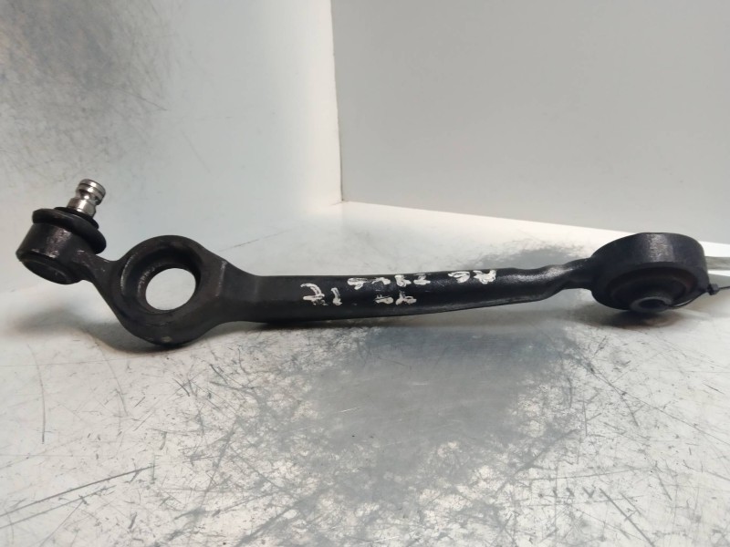Recambio de brazo suspension inferior delantero izquierdo para audi a6 berlina (c4) 2.8 referencia OEM IAM   