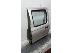 Recambio de puerta trasera izquierda para nissan pick-up (d22) td doble cabina 4x4 referencia OEM IAM   4P 2