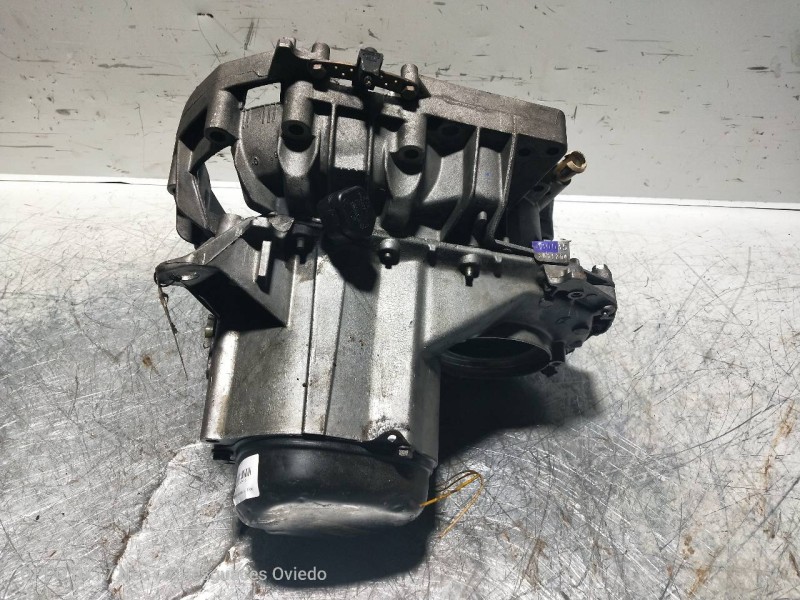 Recambio de caja cambios para renault rapid/express (f40) 1.3 cat referencia OEM IAM JB0035 S011204 