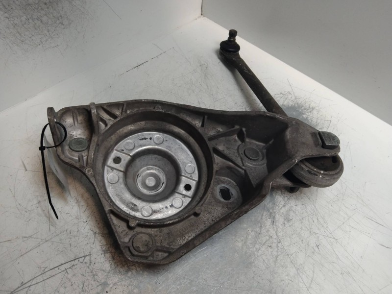 Recambio de soporte brazo suspension delantero izquierdo para audi a8 (d2) 4.2 v8 40v referencia OEM IAM 4D0412391E  