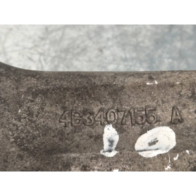 Recambio de brazo suspension inferior delantero izquierdo para audi a6 berlina (4b2) 2.5 tdi quattro referencia OEM IAM 4B340715