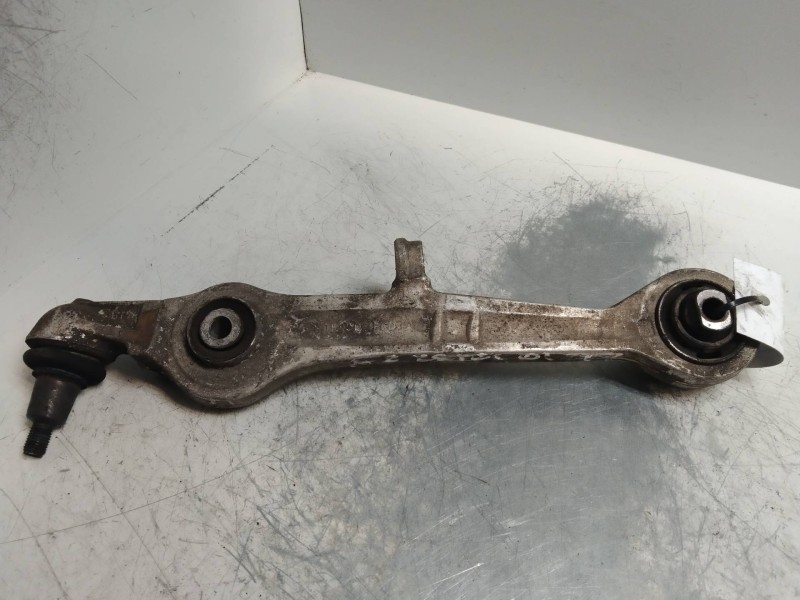 Recambio de brazo suspension inferior delantero izquierdo para audi allroad quattro (4b5) 2.5 tdi (132kw) referencia OEM IAM 4Z7