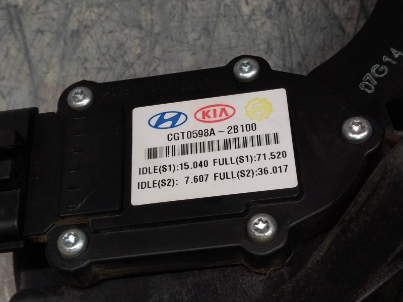 Recambio de potenciometro pedal para hyundai santa fe (bm) 2.2 crdi comfort 4x4 referencia OEM IAM CGT0598A2B100 CGT0598A2B100 