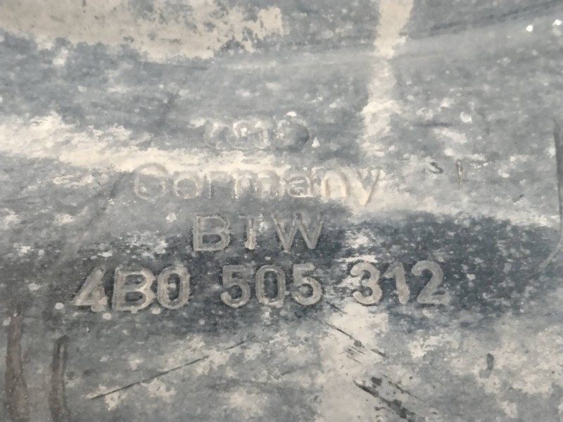 Recambio de brazo suspension inferior trasero derecho para audi a6 berlina (4b2) 2.5 v6 24v tdi referencia OEM IAM 4B0505312  