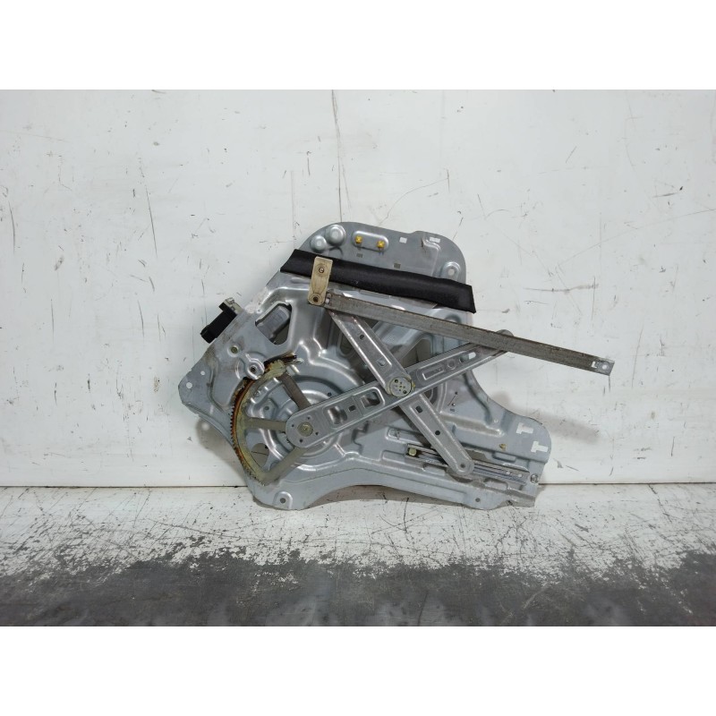 Recambio de elevalunas delantero izquierdo para kia carnival ii 2.9 cdri executive referencia OEM IAM 824504D010 0620200770 5P