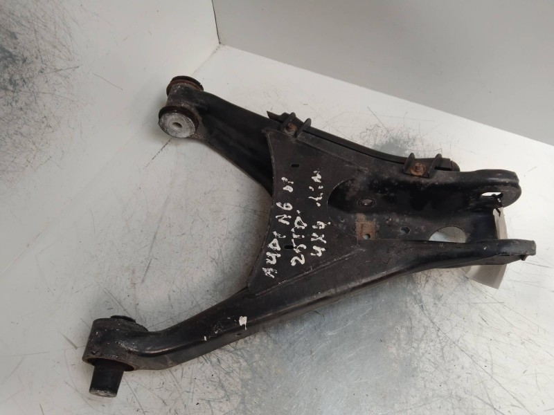 Recambio de brazo suspension inferior trasero derecho para audi a6 avant (4b5) 2.5 v6 24v tdi referencia OEM IAM 4B0505312  