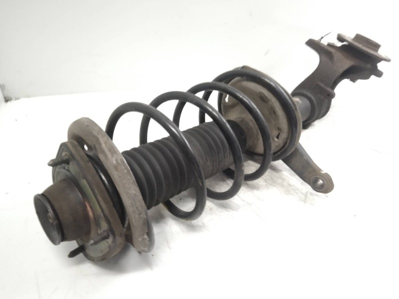 Recambio de mangueta delantera derecha para citroen saxo 1.1 x referencia OEM IAM  3T 