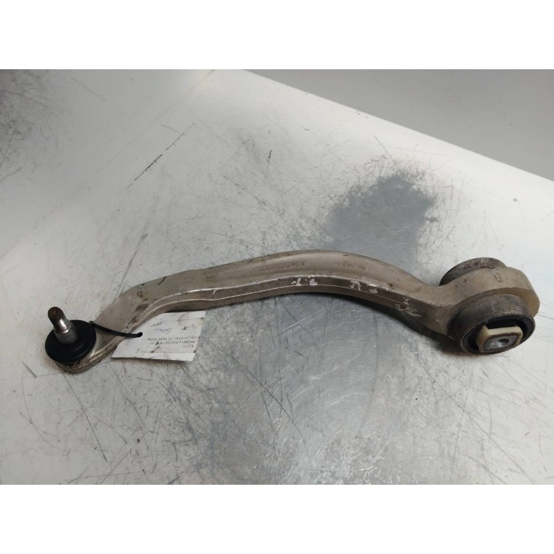 Recambio de brazo suspension inferior delantero derecho para audi a8 (d2) 4.2 quattro referencia OEM IAM 4D0407695J  
