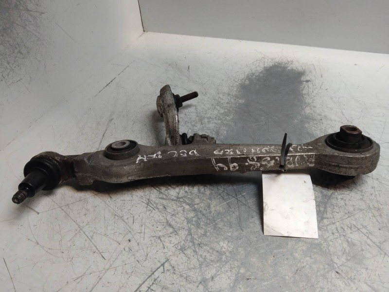 Recambio de brazo suspension inferior delantero derecho para audi s8 (d2) 4.2 v8 32v referencia OEM IAM 4D0407155J  