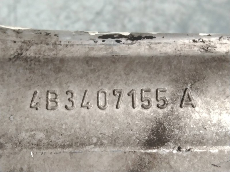 Recambio de brazo suspension inferior delantero izquierdo para audi a8 (d2) 3.7 quattro referencia OEM IAM 4B3407155A  