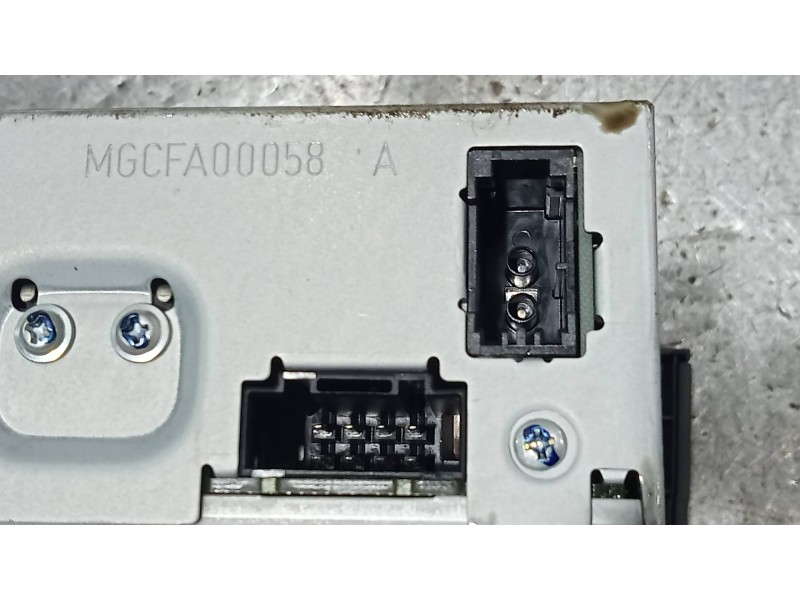 Recambio de sistema audio / radio cd para audi q7 (4l) 3.0 tdi referencia OEM IAM 4L0035111  