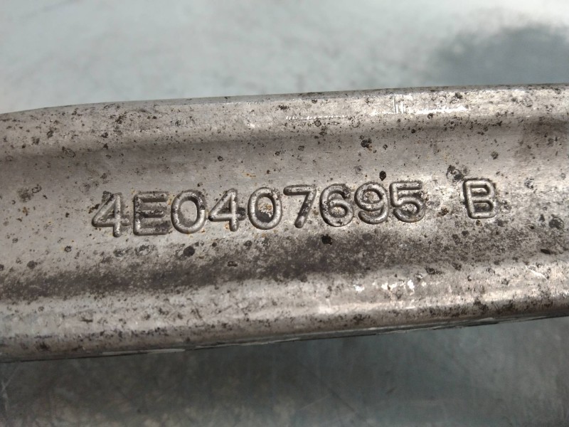 Recambio de brazo suspension inferior delantero derecho para audi a8 (4e2) 3.7 quattro referencia OEM IAM 4E0407695B  