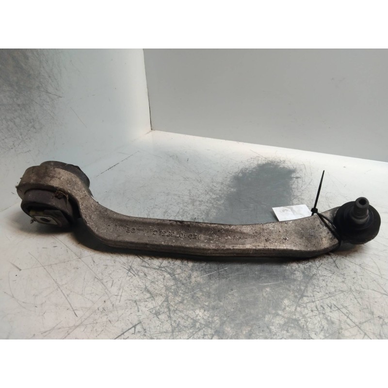 Recambio de brazo suspension inferior delantero izquierdo para audi a8 (4e2) 4.2 quattro l referencia OEM IAM 4E0407695C  