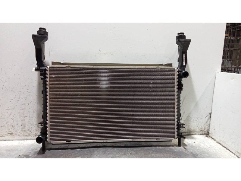 Recambio de radiador agua para ford mustang basis referencia OEM IAM FR338005AH  