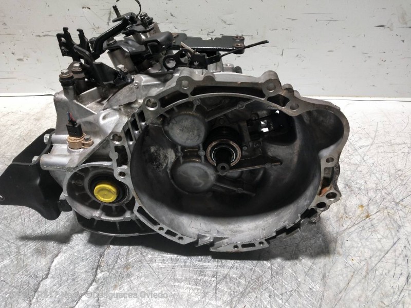 Recambio de caja cambios para kia carens (un) 2.0 crdi referencia OEM IAM S620JC 013545 