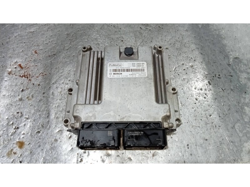 Recambio de centralita motor uce para ford mustang basis referencia OEM IAM 0261516512  