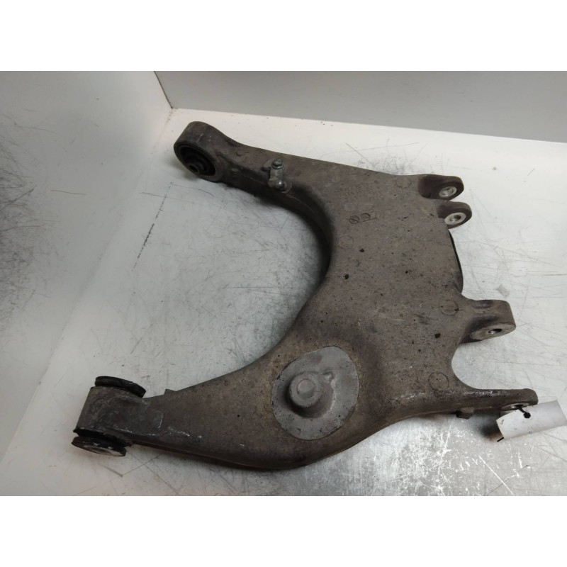 Recambio de brazo suspension inferior trasero izquierdo para audi a8 (d2) 3.7 v8 40v referencia OEM IAM 4D0511516H  